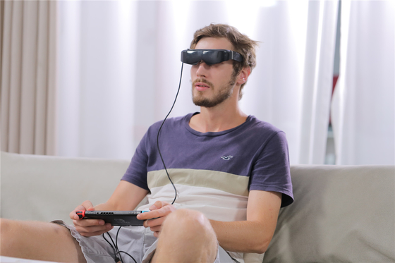 1080P 3D Glasses HDMI & TYPE C 1800 Nits VR Smart Glasses For Video / Games 1080P 3D Glasses HDMI & TYPE C 1800 Nits VR स्मार्ट ग्लासेस वीडियो / गेम्स के लिए